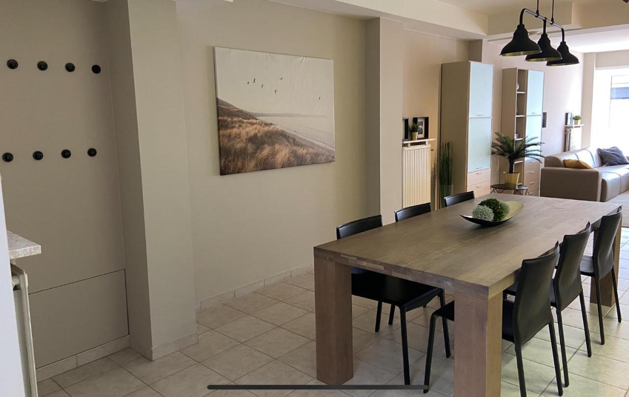 Familie Appartement Hartje Knokke Met Optie Parking Exterior foto